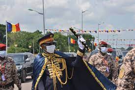 Le titre de marechal est porté par l'officier général qui a la dignité la plus élevée dans la hiérarchie militaire. O Xrhsths Marechal Idriss Deby Itno Sto Twitter Comme Il Est De Tradition J Ai Assiste A La Ceremonie De Prise D Armes Marquant Le 60eme Anniversaire De L Accession Du Tchad A La Souverainete