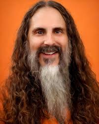 Groovy Face Tattoo Biker in @jumanjimovie 🎥🎥🎥🔥🔥🔥 Crazzzy shot of the  art work the makeup artist peeps had to perform