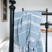 Bazaar anatolia diamond turkish towel 100% cotton peshtemal bath towel 77x38 thin lightweight travel camping bath sauna beach gym pool blanket fouta bridesmaid gift quick dry towels (black). Best Travel Towel We Re In Love With Turkish Towels For Travel Her Packing List
