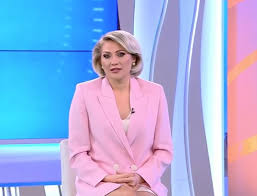 Jun 10, 2021 · mirela vaida, probleme cu mezinul familiei. Decizie Mirela Vaida Atac In Direct Divahair Ro