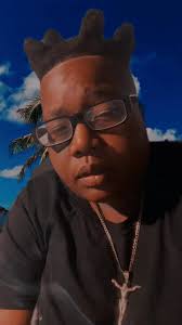 I swear before Jesus when I seen this view and that wall by da yacht club I  said this a money 💰 shot that water 💦 God Creation and so am I