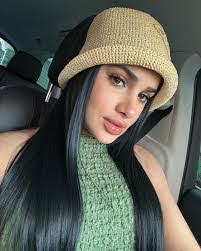 Misty Oneill's Instagram, Twitter & Facebook