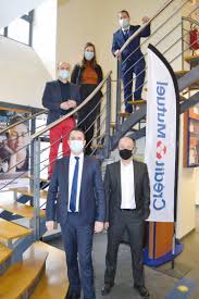 Cr?dit mutuel le plus proche. Credit Mutuel Agence De Saint Affrique Une Nouvelle Equipe Proche De Ses Societaires