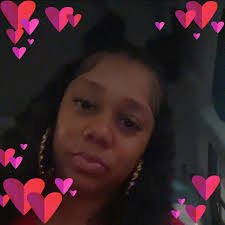 I told my lil hood chick to send me a nasty pic and she sent me this 🤦🏾‍♂️