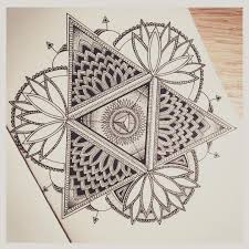 Creativpaper Mag On Instagram Intricate Artwork By The Super Talented And Lovely Celiline Art Keep Your E Sacred Geometry Tattoo Geometry Art Zentangle Art
