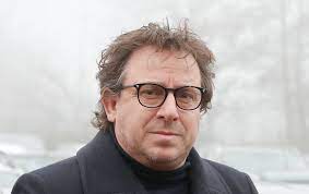 Marco thus speaks fluent italian. Voorlopig Geen Nieuwe Muziek Van Marco Borsato Hij Gaat Door Een Dal