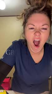 How to Get Rid of Turkey Neck with Makeup