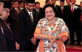 Wee shorts fun meme meme dailymeme funshorts. Goriau Megawati Bukan Bermaksud Sombong Bmkg Bnn Bnpb Dan Kpk Itu Saya Yang Buat Lho