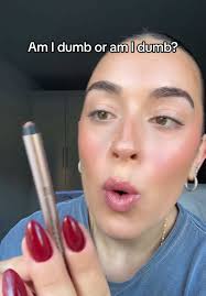 Lee Hatton Lip Liner