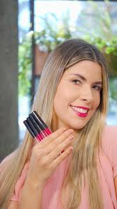 Luce una piel increíble y revitalizada con la única crema corporal Rosa  Mosqueta de Scentia.