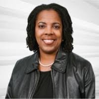 Natalie Cardwell's Instagram, Twitter & Facebook