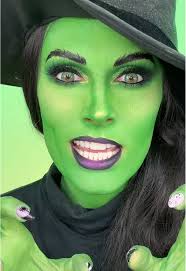 Day 7/31: 🧙🏾‍♀️WICKED WITCH 🧙🏾‍♀️ #wickedwitchofthewest #elphaba  #wicked #fernoween2024 #halloweenmakeup #creatorsearchinsights