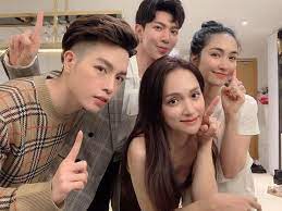 Cô công khai tình cảm với bạn trai thiếu gia hồi tháng 3/2018. Hoa Minzy Muá»'n Co 2 Con Vá»›i Báº¡n Trai Thiáº¿u Gia Má»›i Káº¿t Hon Vietnamnet