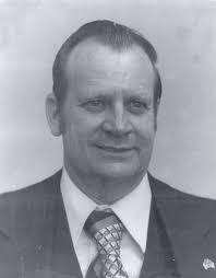 Vernon J. Wade Obituary