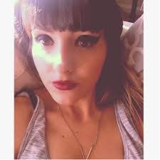 Amanda Dougherty's Instagram, Twitter & Facebook