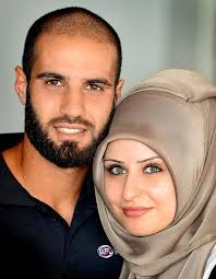 He is always available for a chat, be it about football, his faith or his community endeavours. Verynicecouple Hashtag On Twitter