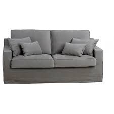 Es ist eine lounge couch zum wohlfühlen und entspannen mit ottoman a Weiches Sofa Focus