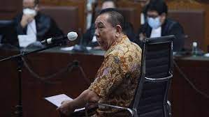 Djoko tjandra meninggalkan indonesia pada 2009 saat mahkamah agung menjatuhkan vonis kepadanya terkait korupsi pengalihan (cessie) tagihan bank bali pada 1999. Djoko Tjandra Hadapi Vonis Kasus Suap Red Notice Hari Ini