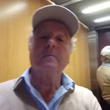 D. Celedonio, Director del antiguo Manicomio de Plasencia, con sus hijos  Ana María y Felipe.