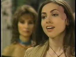 Clips: 2002, Bianca and Kendall square off