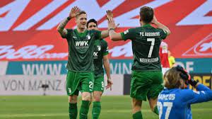 Helmut haller und bernd schuster) und trotzdem gelang ihm erst im jahr 2011 zum ersten mal der aufstieg in die 1. Fc Augsburg Wegen Jubelfoto Nach Mainz Sieg Dfb Ermittelt Gegen Den Fca Augsburger Allgemeine
