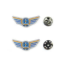 The friendship flags pin, also known as a crossed flag pin, is a great way to show your respect for the shared traditions of both countries! Enamel Collar Pin Oem Premium Gift Corporate Gift Supplier Malaysia Seven Gifts