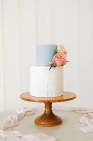 Trending Now Wedding Cakes With Statement Tiers Groom Wedding Cakes Wedding Cake Fresh Flowers Pastel Wedding Cakes