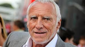 Ikke hüftgold is an actor, known for alligatoah x sido: Red Bull Creative Dietrich Mateschitz Stellt Seine Hauseigene Werbeagentur Ein