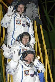 Thomas pesquet from the european space agency (esa) and nasa's shane kimbrough will venture out of the iss at around 14:00 cest on wednesday and sunday (june 20). Peggy Whitson Ab Sonntag Kommandiert Eine Frau Auf Der Iss Ingenieur De