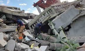 Jun 28, 2021 · estos desplazados vivían en el campamento de la piste desde las secuelas del devastador terremoto de enero de 2010. Vgrqou9aos07um