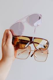 Linda Farrow About | Wink Optometrists – WINK