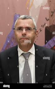 Alcatel 3 hi-res stock photography and images