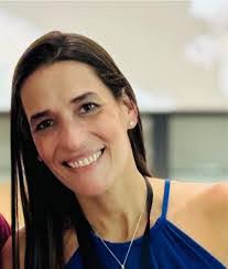 Mary Santizo's Instagram, Twitter & Facebook