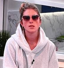 Doris Ezell's Instagram, Twitter & Facebook