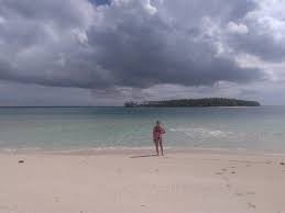 Geográficamente, comprende tres grupos principales de islas: Tonga El Reino Del Oceano Pacifico Tour Exotico