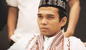 Putusan cerai diketahui dijatuhkan pada. Kenapa Ustadz Abdul Somad Uas Cerai Kompasiana Com