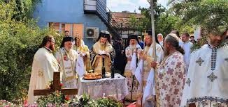 13 ianuarie) la mănăstirea curtea de argeș, pentru a comemora 40 de zile de la. Episcopul Visarion Al Tulcii Èi Arhiepiscopul Teodosie Al Tomisului La Slujba Pomenirea De 40 De Zile A Mitropolitului Ambrozie De Durostorum