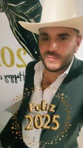 Feliz Año Nuevo 2025 con Alfredo Ríos, el Komander