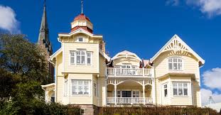 Mit ihrem eigenen haus haben sie sich durch eine große investition einen lebenstraum erfüllt und eine wertanlage für die zukunft geschaffen. Was Sie Wissen Mussen Das Alles Deckt Eine Gebaudeversicherung Ab Wohnnet At