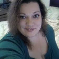 Mandy Auger's Instagram, Twitter & Facebook