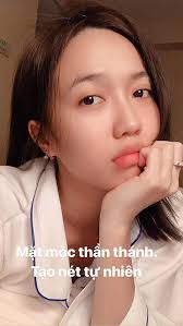 Không nhịn ăn, nhịn uống phản khoa học như trước nhưng diệu nhi vẫn cẩn thận khuyến cáo rằng phương pháp này hợp với cơ địa của mình nhưng sẽ không phù hợp với những người mới bắt đầu. Diá»n Vien Diá»u Nhi Khoe áº£nh Máº·t Má»c Khiáº¿n Má»i NgÆ°á»i Sá»­ng Sá»'t