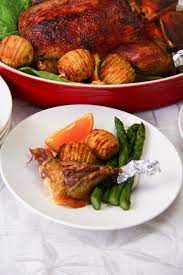 1 lingurita de cimbru proaspat macinat. Rata Festiva La Cuptor Umpluta Cu Portocale Si Sos De Vin Super Reteta Bobul Verde