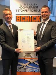 Schick hydro celebrates the individuality of every man. Anton Schick Gmbh Co Kg Wird Zum Achten Mal Ausgezeichnet Wurzburg B4b Mainfranken