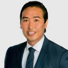 Ariana Elder's Instagram, Twitter & Facebook