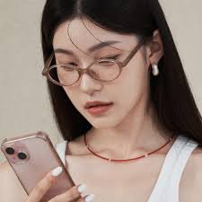 Rieti ERICA RT 1018 Blue Light และ UV Blocking Geek Chic แว่นตา 4 สี ในราคา  ฿997 🍊Shopee https://s.shopee.co.th/3q9Prcmyso Ships Tomorrow V SPECIAL  SPECIALGIET GIFT MINI SCRE SCREWDRIVER VDRIVER WDA EVENT PREMIUMPACKAGE  PREMIUM