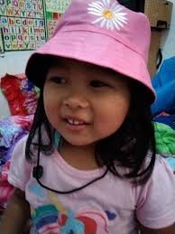 Topi anak bordir bunga daisy Ada Talinya