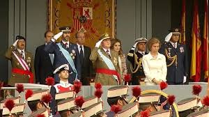 Krátce předtím, než to začalo, dorazili španělští králové. Krizi Zmitane Spanelsko Slavilo Kolumba Ct24 Ceska Televize