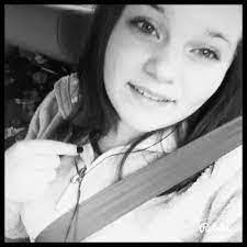 Autumn Grim's Instagram, Twitter & Facebook