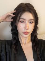 冒个泡 🖤🤍🖤🤍