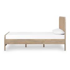 For a truly bohemian bed, the most popular materials are definitely rattan and wood, and often you'll see wicker and cane weaves used too. Modern Rattan Bed